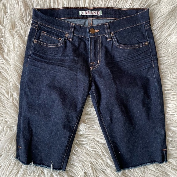 J Brand Bermuda #925 Blue Ink Wash Denim Raw Hem Jean Shorts EUC Size 26 - Picture 1 of 7